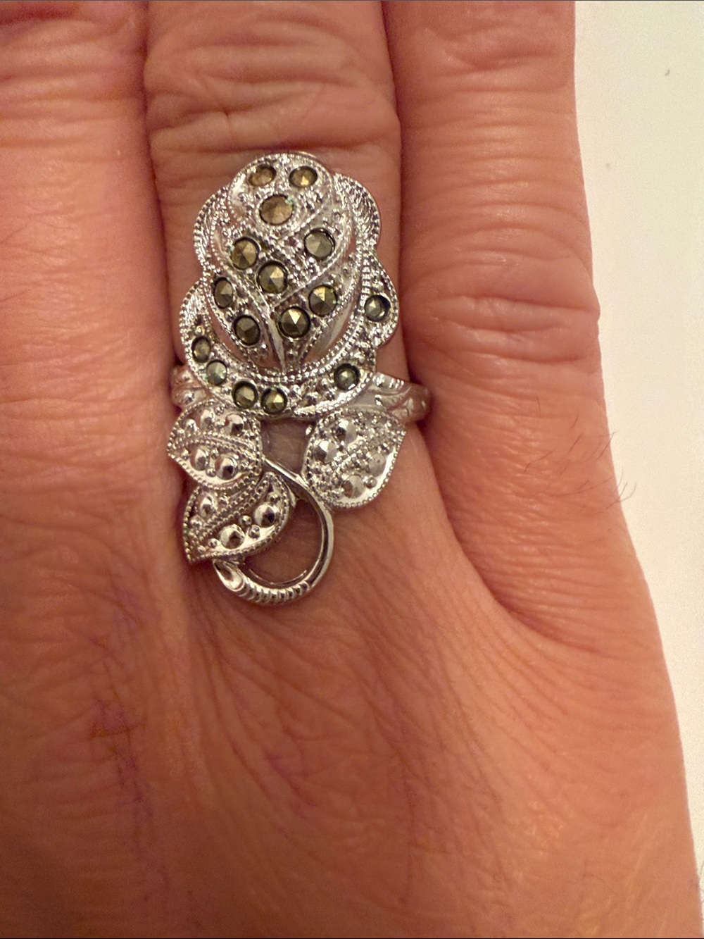 Vintage Sterling Silver Floral Ring with Olive Marcasite Accents size 6 NOS